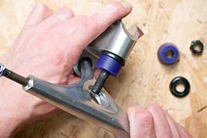 How to stop your trucks squeaking